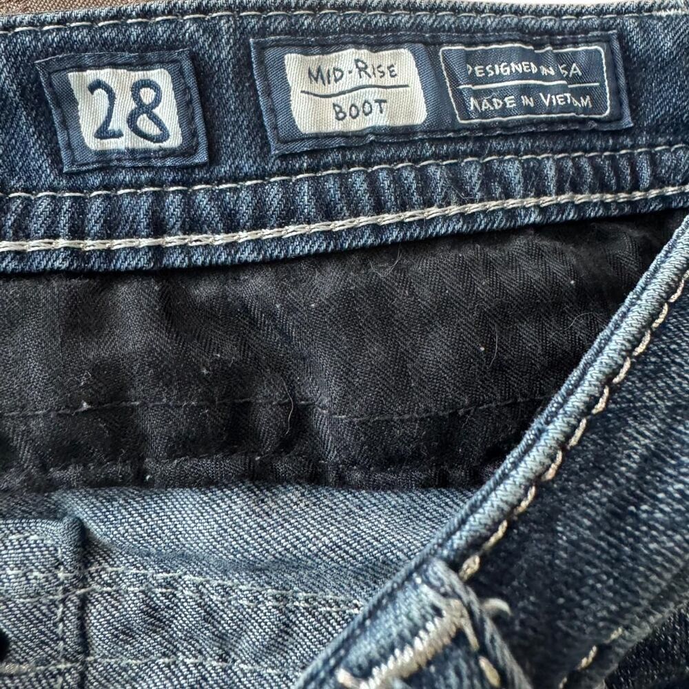 Miss Me Mid Rise Bootcut Jeans Size 28 Metallic Silver Stitch Embellished - Picture 3 of 7